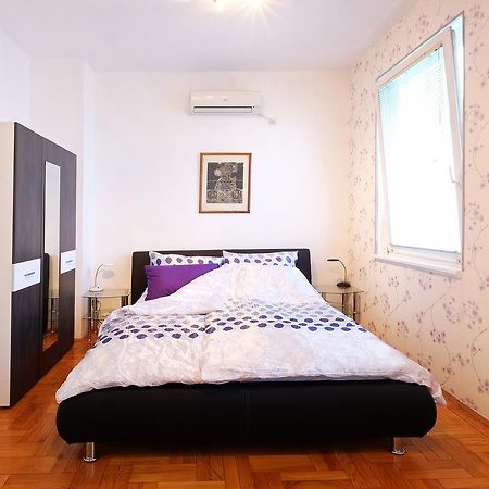 Apartment Aska Belgrado Esterno foto