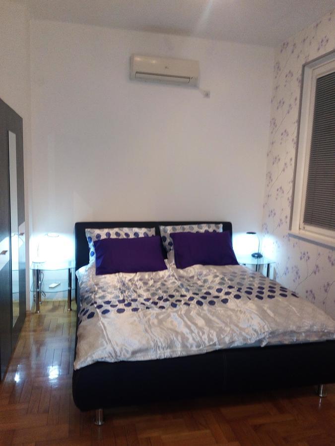 Apartment Aska Belgrado Esterno foto