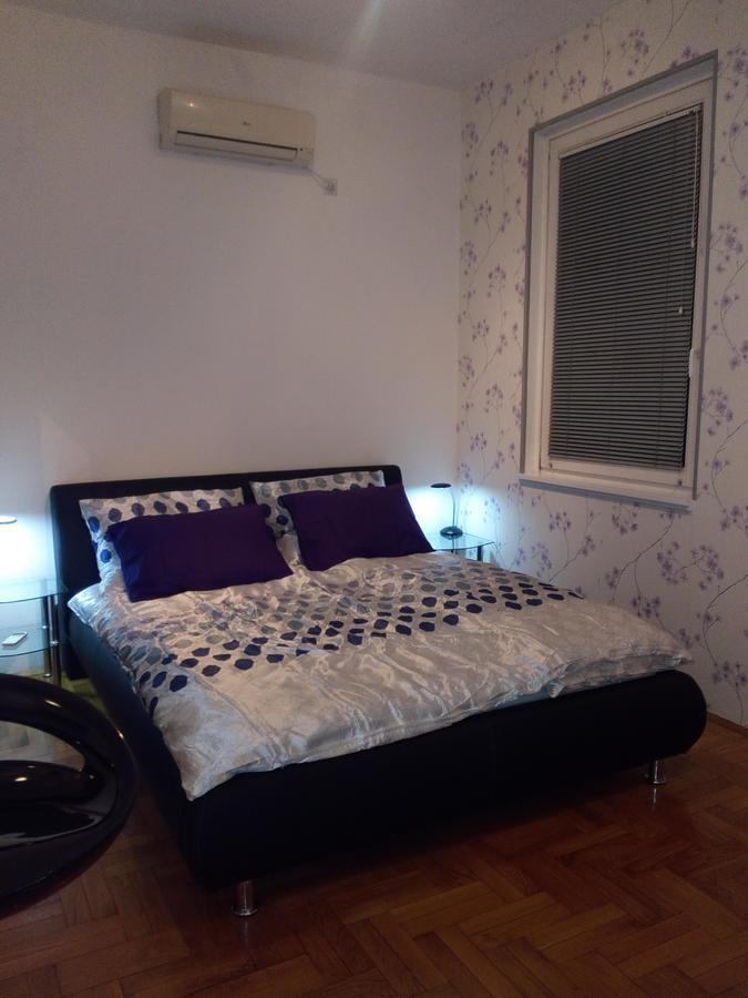 Apartment Aska Belgrado Esterno foto