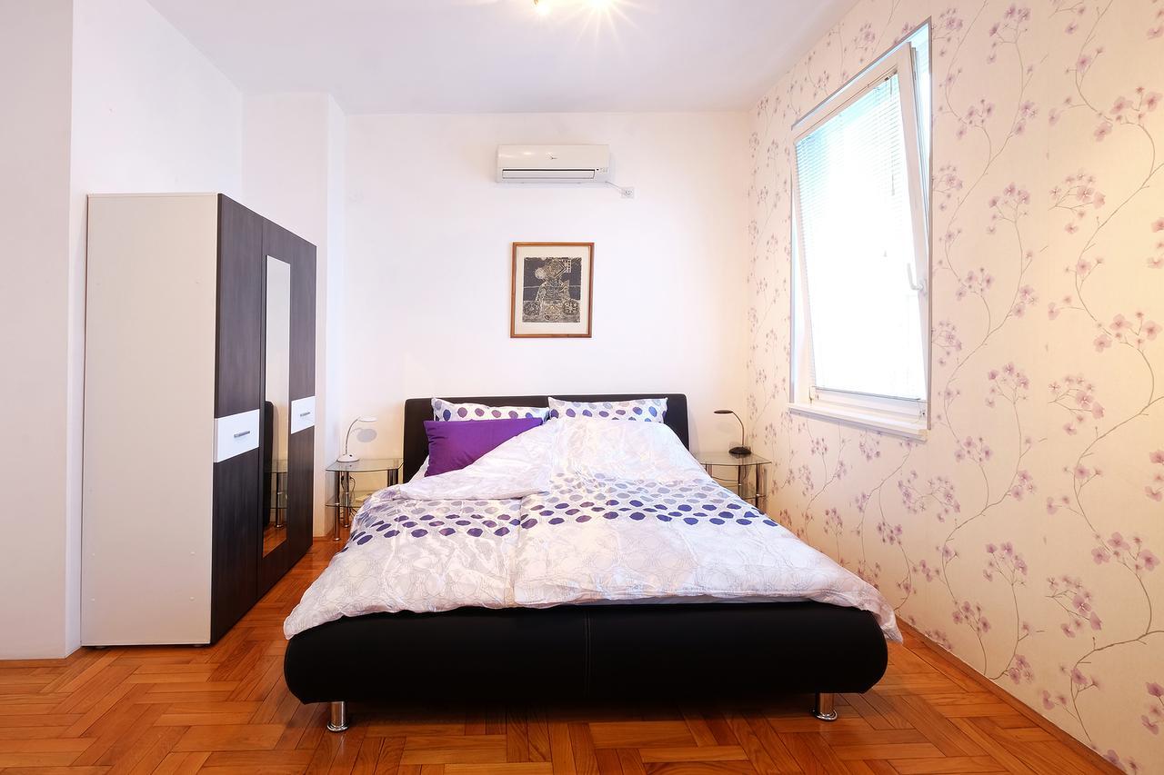 Apartment Aska Belgrado Esterno foto