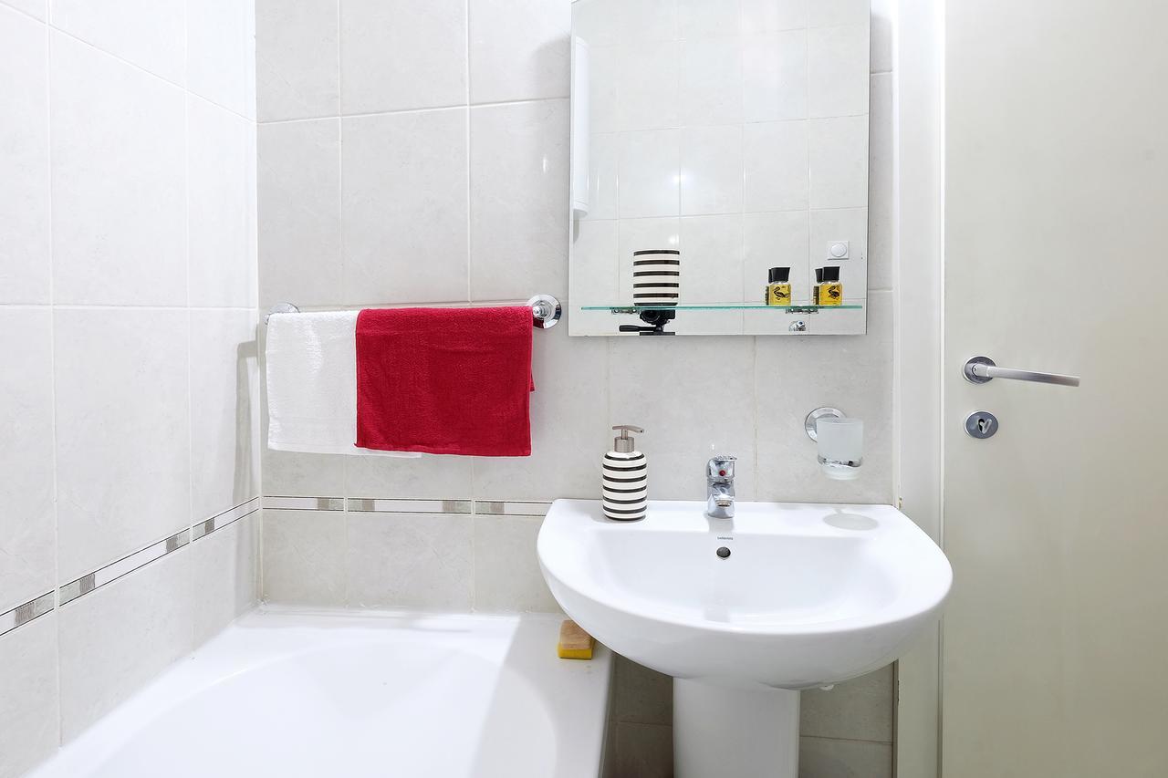 Apartment Aska Belgrado Esterno foto